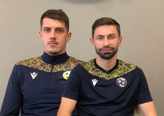 novinec in povratnik