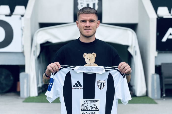 bobičanec znova za muro