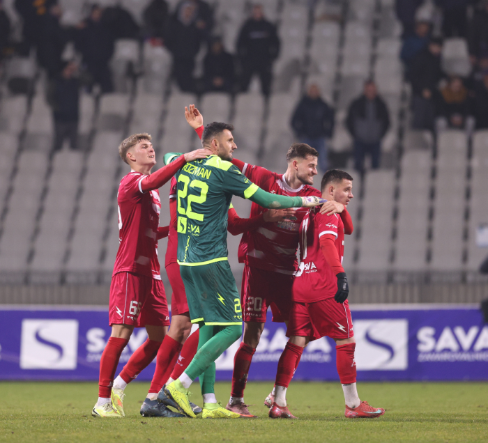 aluminij 2025: ko ti zaploska še ljudski vrt ...