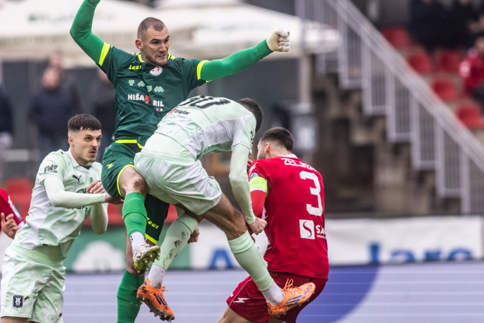 anej in uroš zdaj vesta, kdo (ne) bo več koga »poslušal«