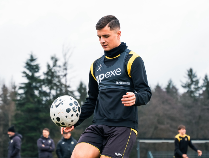 prvi gol še pred izpitom za avto ali volilno pravico